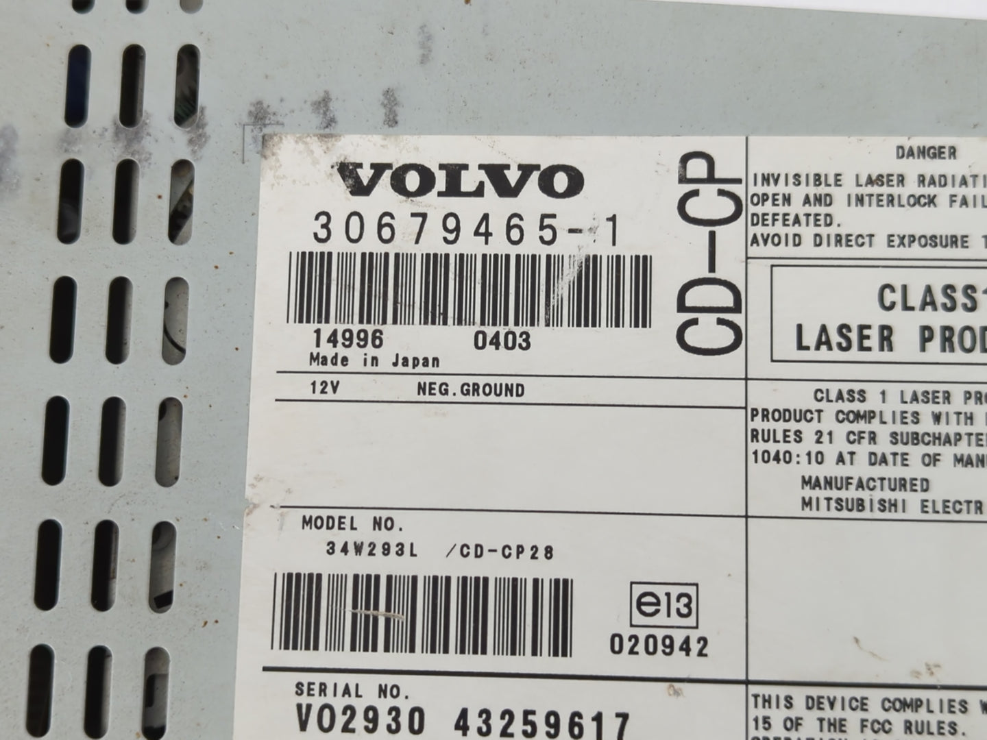 2003-2006 Volvo Xc90 Radio AM FM Cd Player Receiver Replacement P/N:30679465-01 Fits Fits 2003 2004 2005 2006 OEM Used Auto 