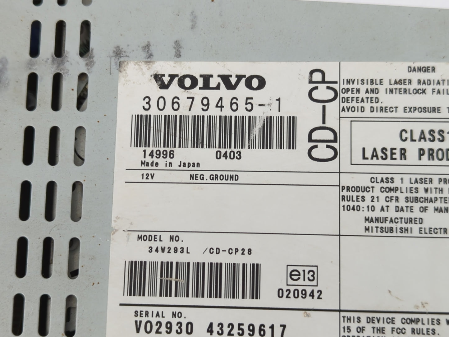 2003-2006 Volvo Xc90 Radio AM FM Cd Player Receiver Replacement P/N:30679465-01 Fits Fits 2003 2004 2005 2006 OEM Used Auto 