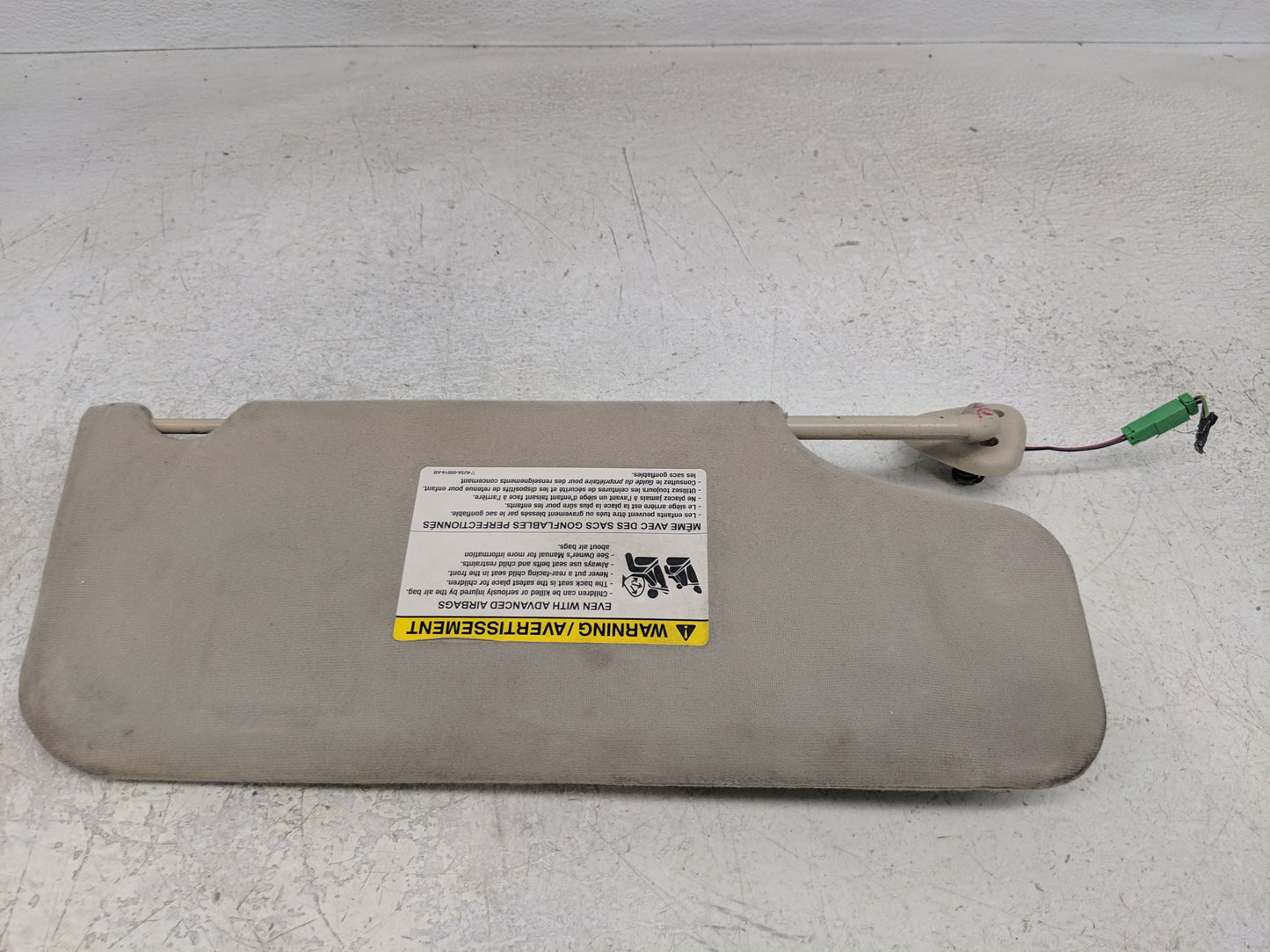 2004-2006 Acura Mdx Sun Visor Shade Replacement Driver Left Mirror Fits Fits 2004 2005 2006 OEM Used Auto Parts - Oemusedaut