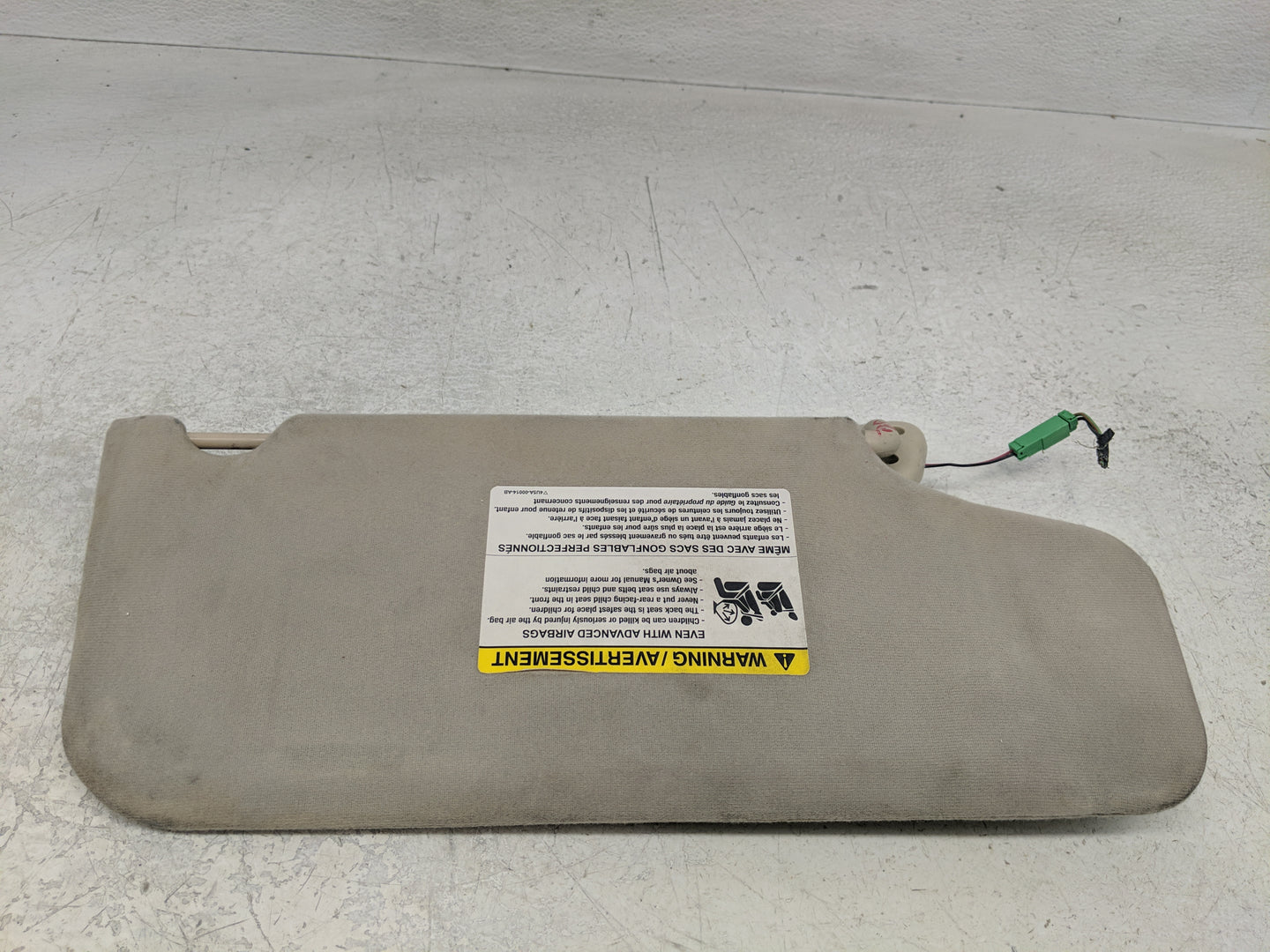 2004-2006 Acura Mdx Sun Visor Shade Replacement Driver Left Mirror Fits Fits 2004 2005 2006 OEM Used Auto Parts - Oemusedaut