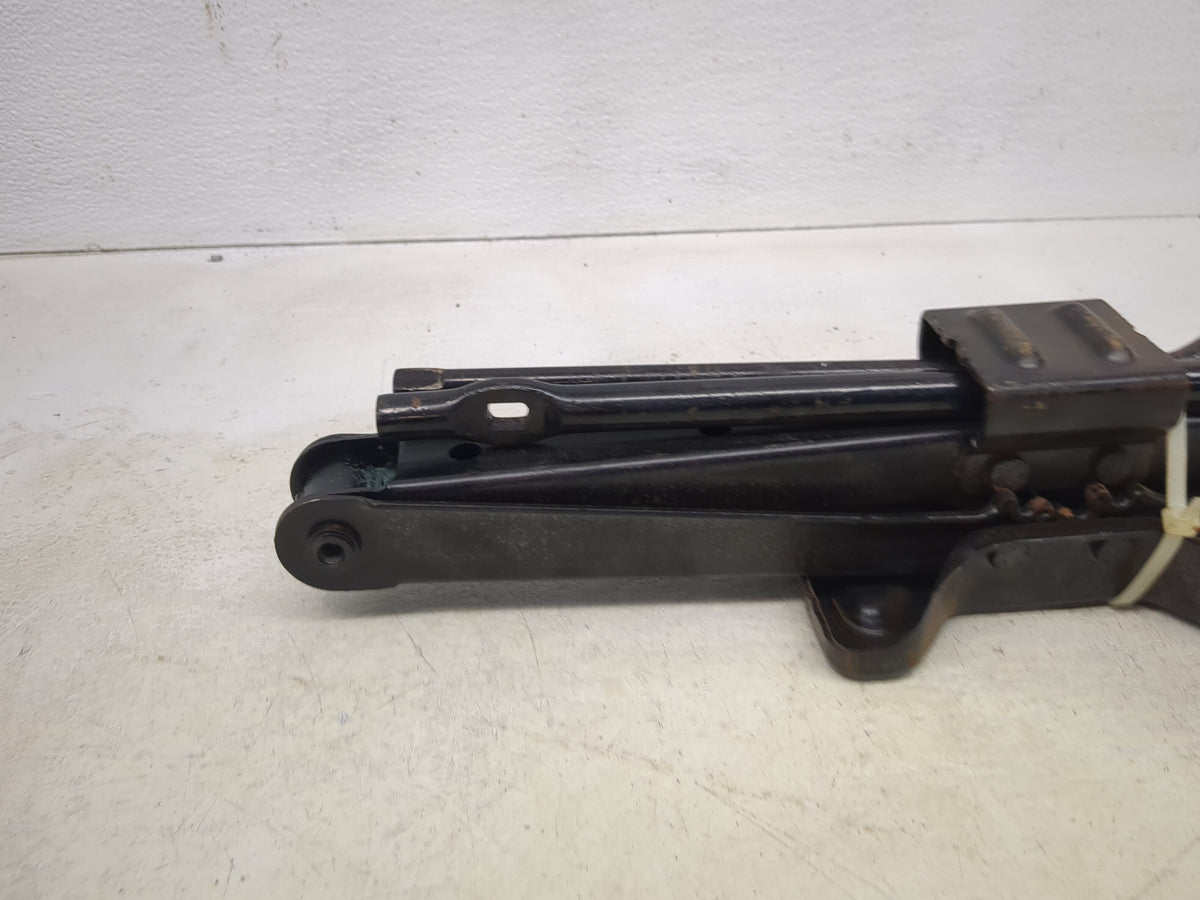 2005 Acura Mdx Spare Scissor Car Jack - Oemusedautoparts1.com