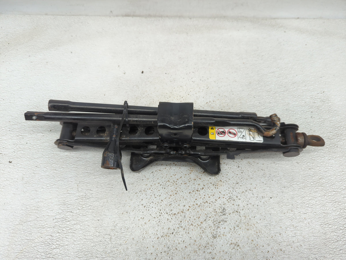 Acura Mdx Spare Scissor Car Jack 934021 - Oemusedautoparts1.com
