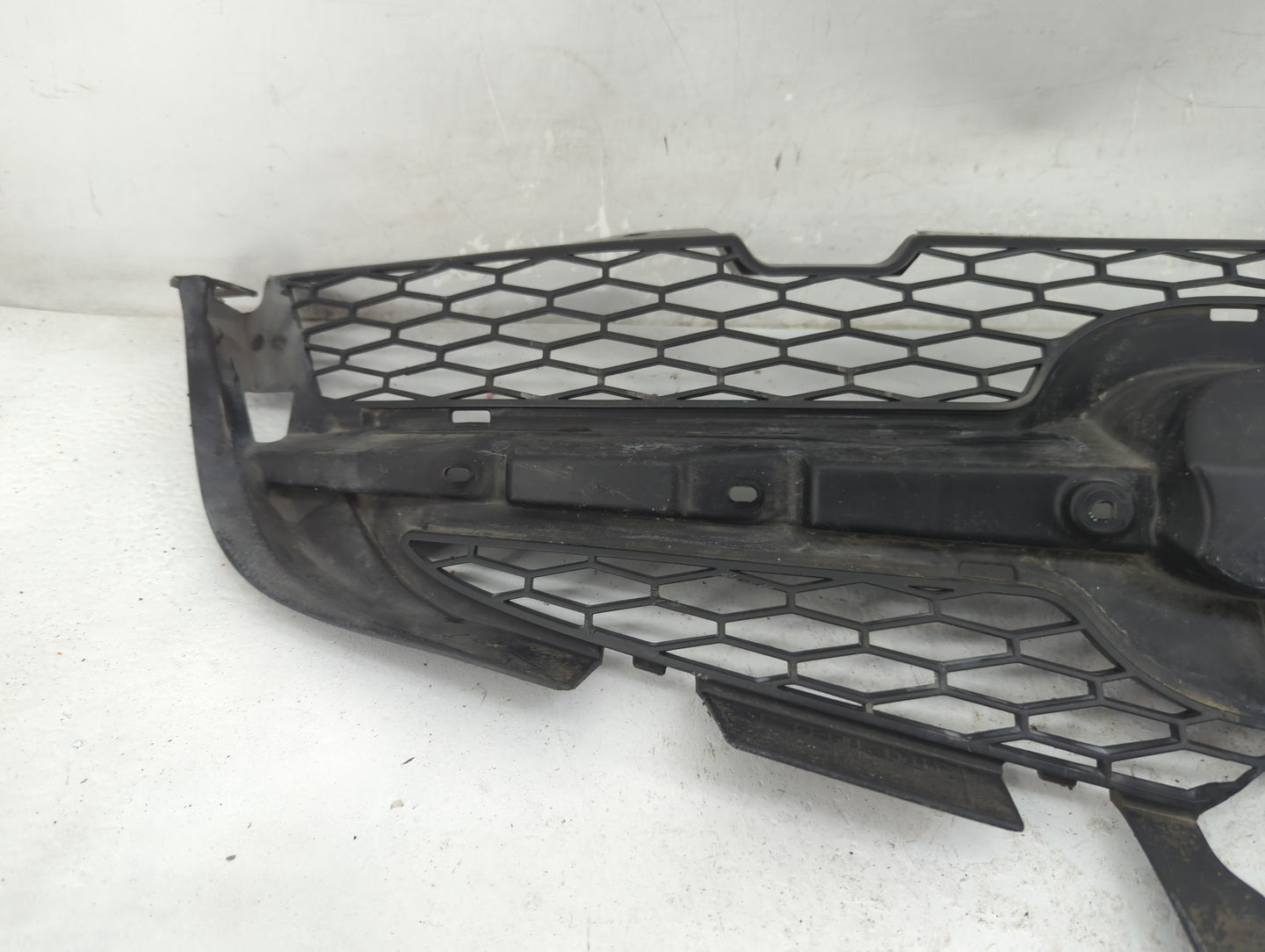 2004-2006 Acura Mdx Front Bumper Grille - Oemusedautoparts1.com