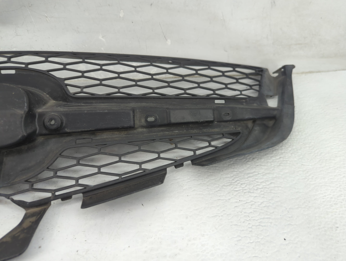 2004-2006 Acura Mdx Front Bumper Grille - Oemusedautoparts1.com