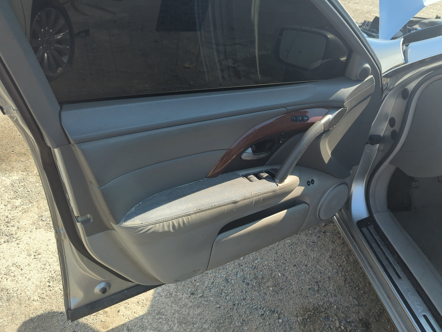 2005 Acura Rl Front Left Driver Interior Door Panel Trim - Oemusedautoparts1.com