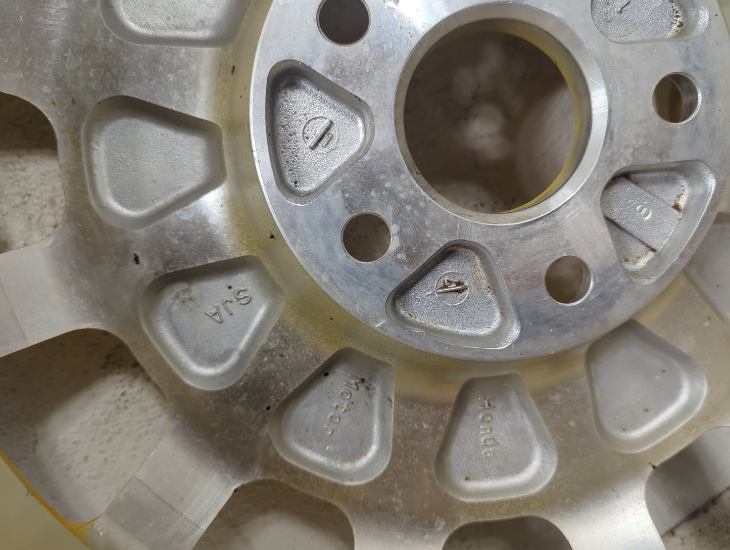 2005-2012 Acura Rl Spare Donut Tire Wheel Rim Oem - Oemusedautoparts1.com