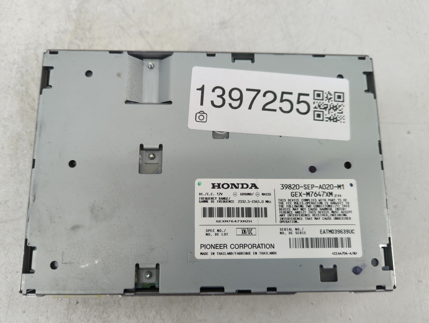 2004-2005 Acura Tl Radio AM FM Cd Player Receiver Replacement P/N:39820-SEP-A020-M1 Fits Fits 2004 2005 OEM Used Auto Parts 