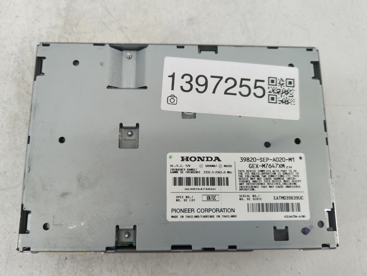 2004-2005 Acura Tl Radio AM FM Cd Player Receiver Replacement P/N:39820-SEP-A020-M1 Fits Fits 2004 2005 OEM Used Auto Parts 