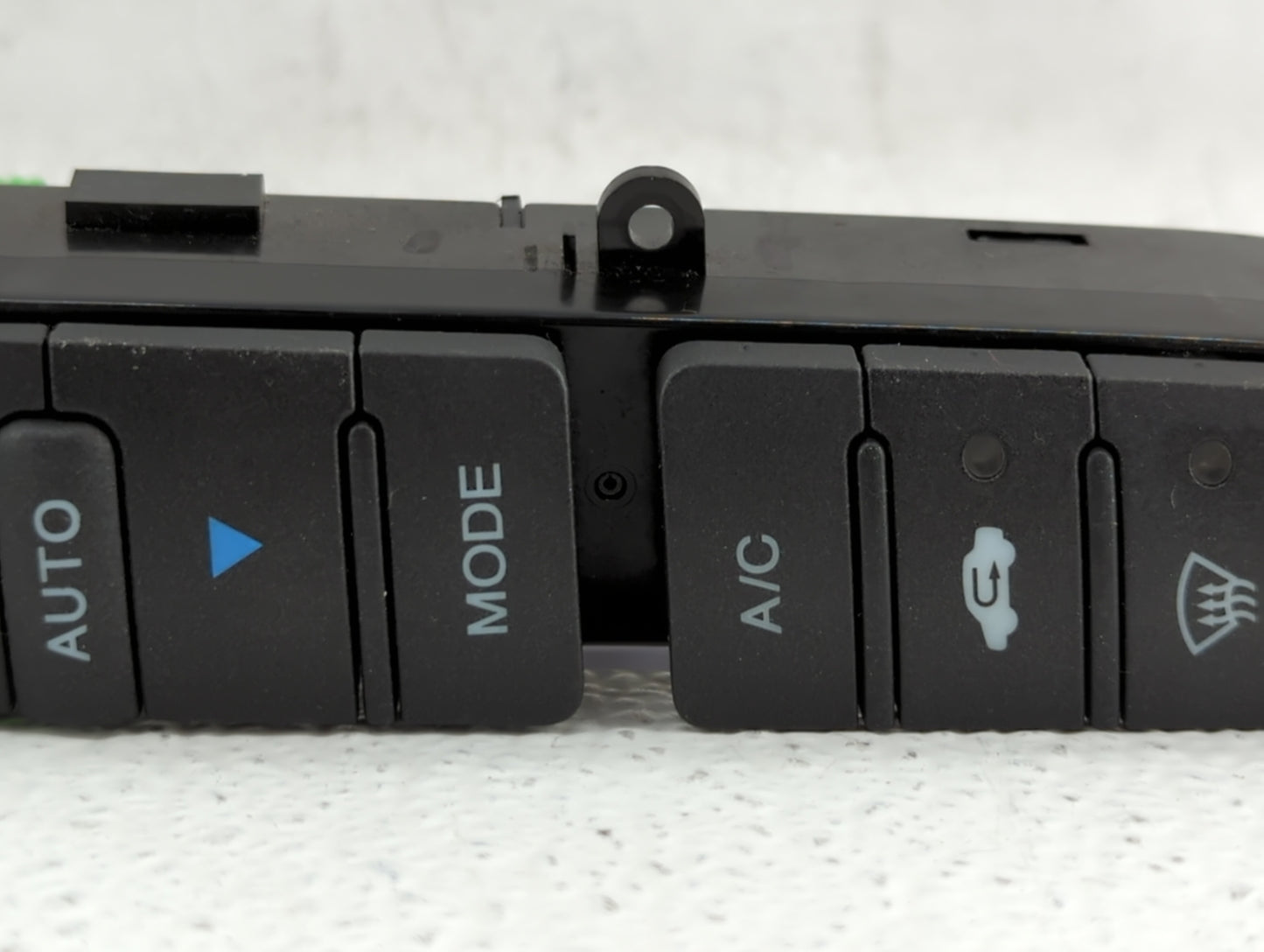 2004-2008 Acura Tl Climate Control Module Temperature AC/Heater Replacement P/N:3F2H-19808-AH 39050-SEP-A0 Fits OEM Used Aut