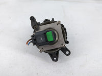 2002-2005 Audi A4 Passenger Right Oem Front Light Lamp - Oemusedautoparts1.com