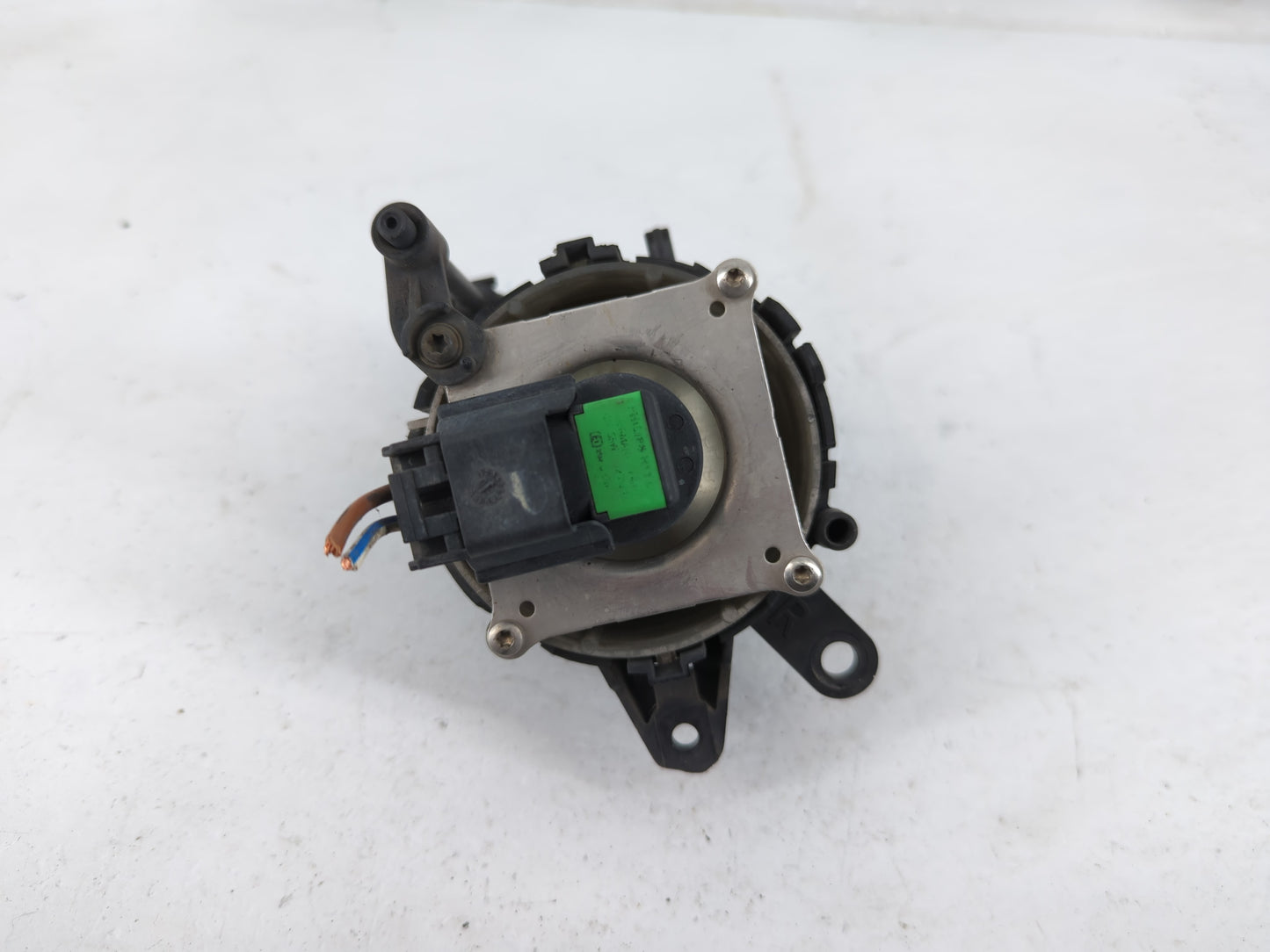 2002-2005 Audi A4 Passenger Right Oem Front Light Lamp - Oemusedautoparts1.com