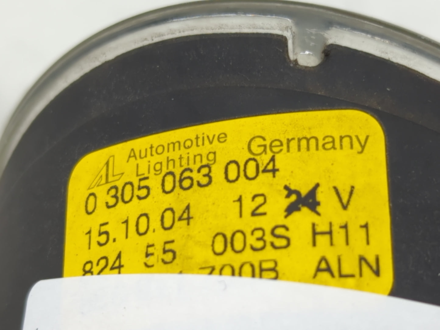 2002-2005 Audi A4 Passenger Right Oem Front Light Lamp - Oemusedautoparts1.com