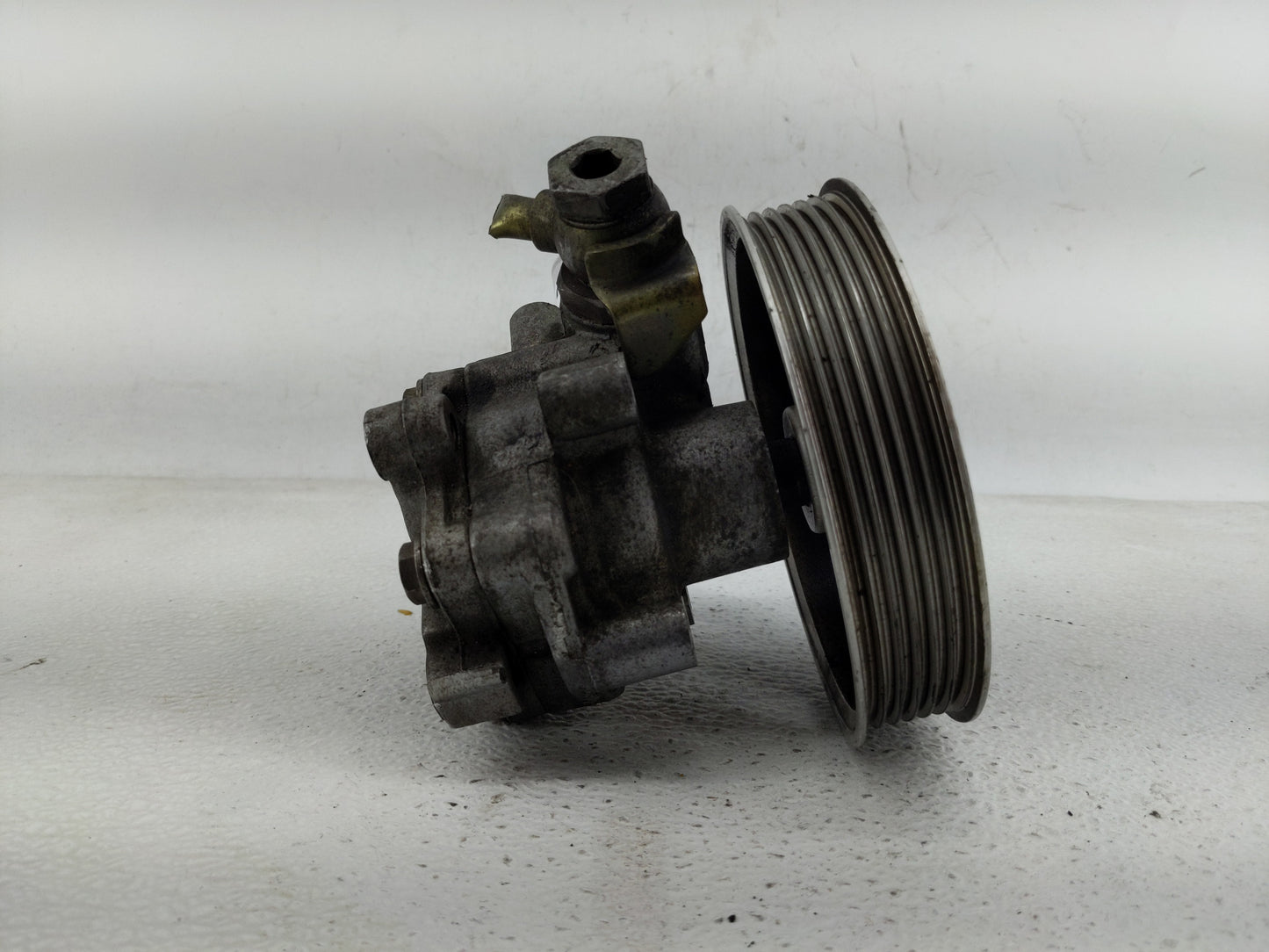 2005-2009 Audi A4 Power Steering Column Pump Oem - Oemusedautoparts1.com