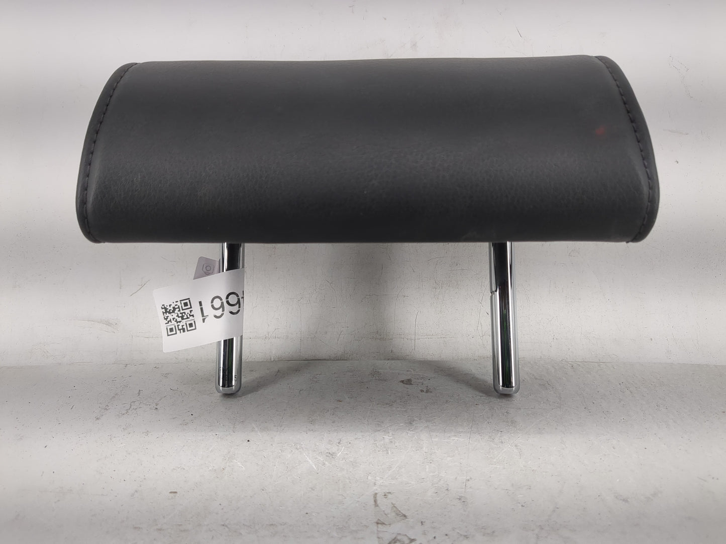 2003-2006 Audi A4 Headrest Head Rest Rear Center Seat Fits Fits 2003 2004 2005 2006 OEM Used Auto Parts - Oemusedautoparts1.