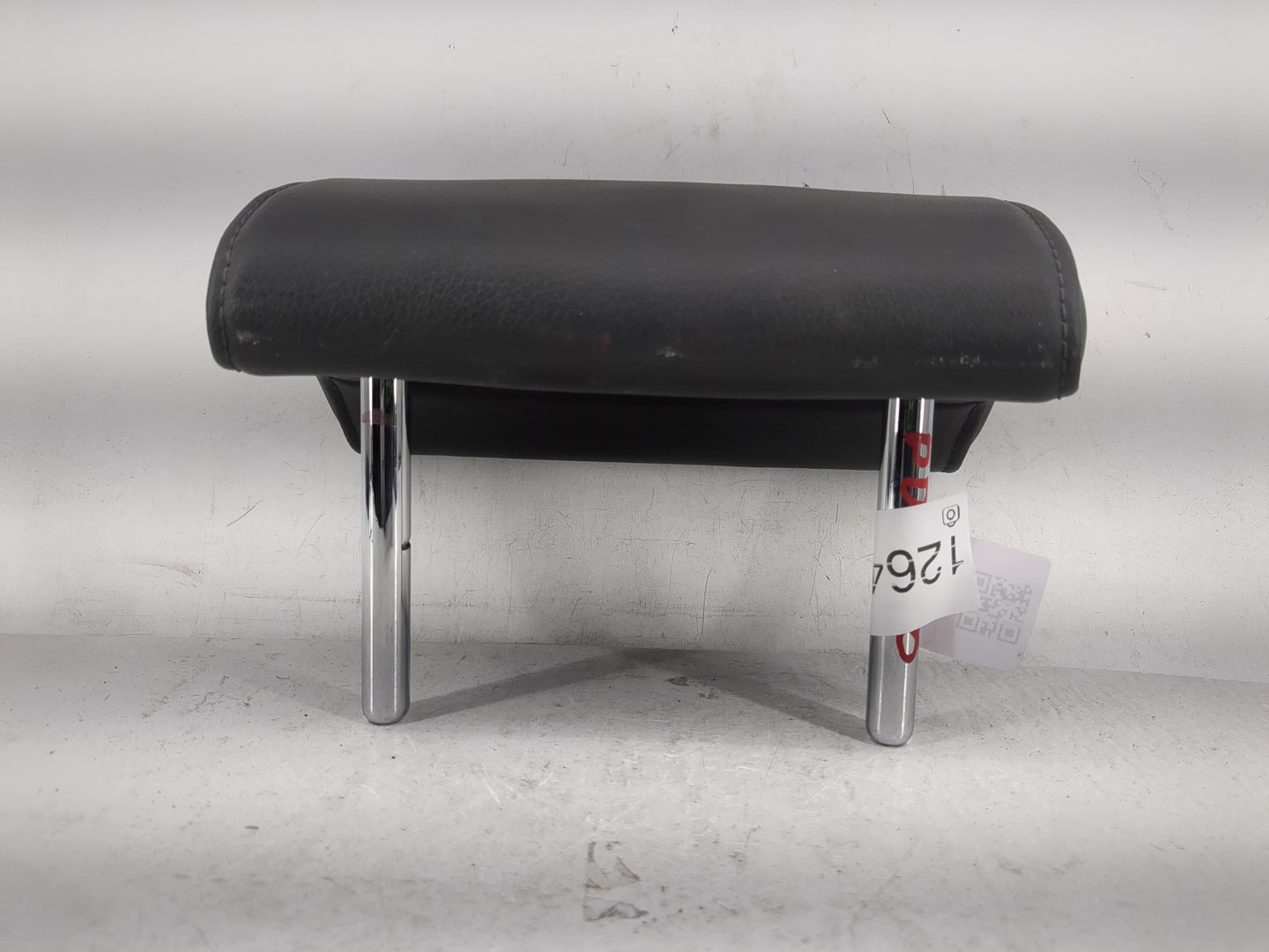 2003-2006 Audi A4 Headrest Head Rest Rear Center Seat Fits Fits 2003 2004 2005 2006 OEM Used Auto Parts - Oemusedautoparts1.