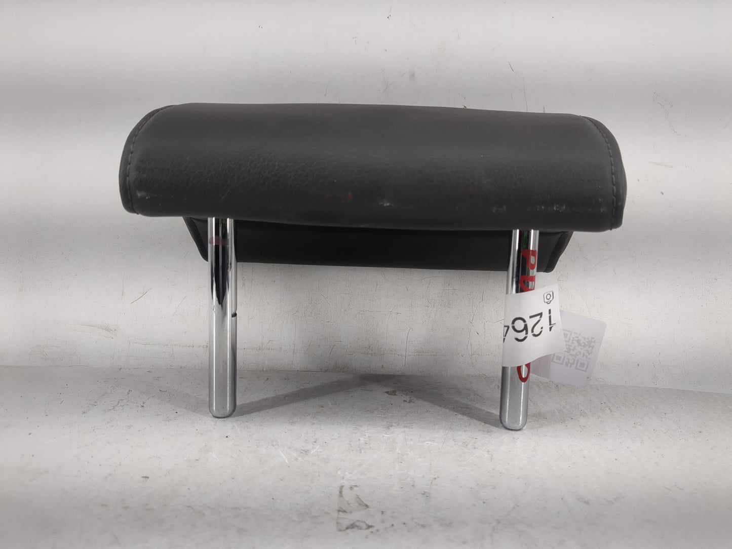 2003-2006 Audi A4 Headrest Head Rest Rear Center Seat Fits Fits 2003 2004 2005 2006 OEM Used Auto Parts - Oemusedautoparts1.