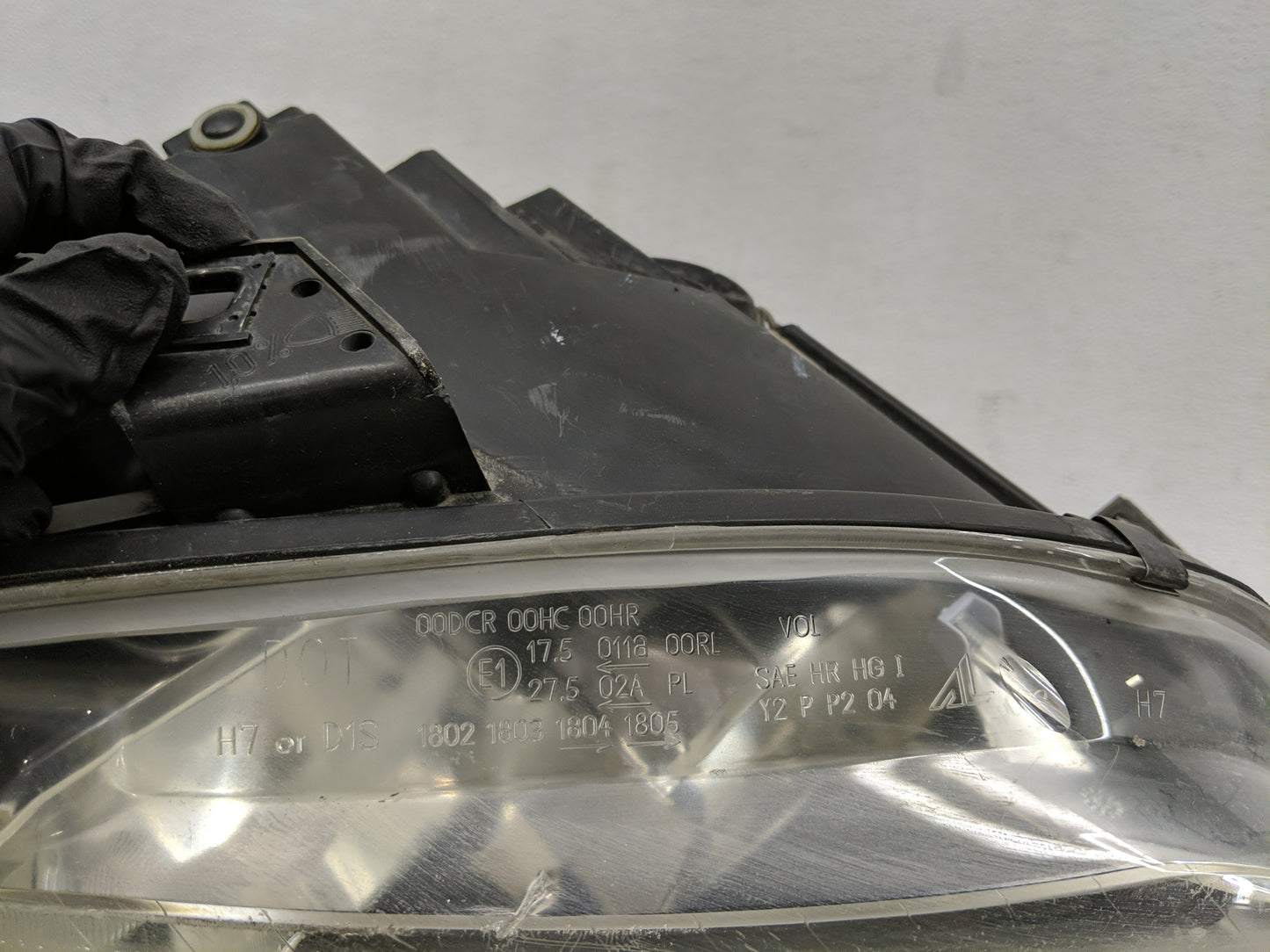 2003-2006 Audi A4 Passenger Right Oem Head Light Headlight Lamp - Oemusedautoparts1.com