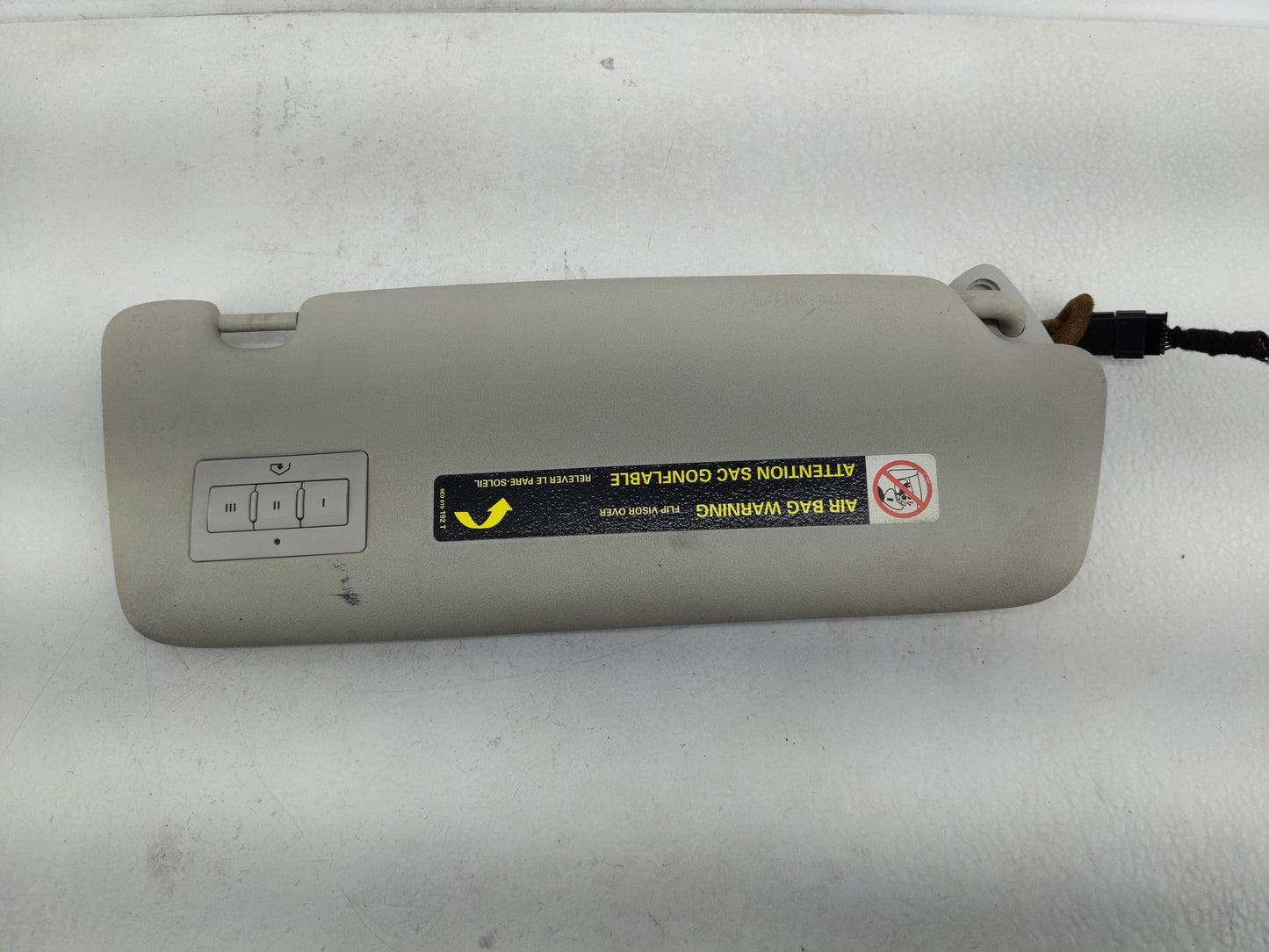 2002-2008 Audi A4 Sun Visor Shade Replacement Driver Left Mirror Fits Fits 2002 2003 2004 2005 2006 2007 2008 OEM Used Auto 