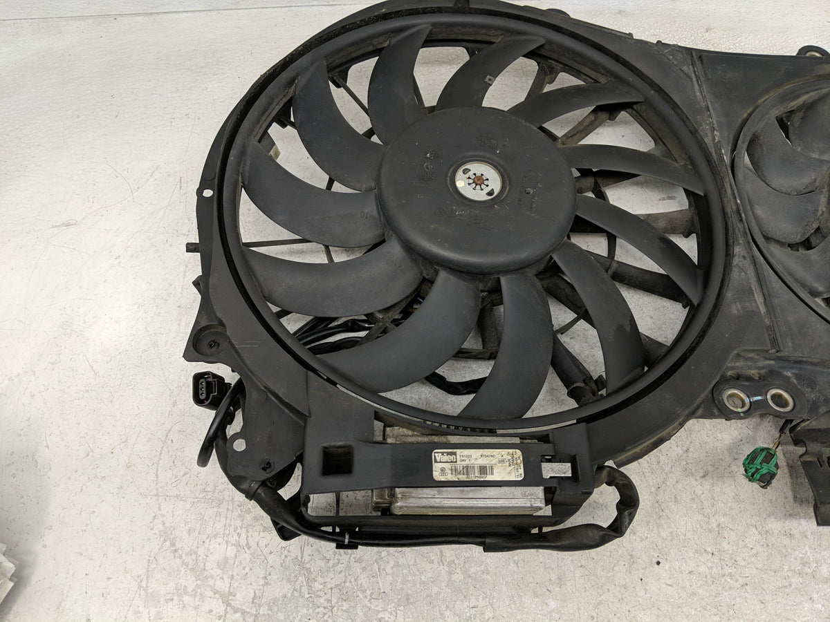 2005 Audi A4 Electric Radiator Cooling Fan Motor Assembly P/N:8E0121205P 873476C Fits OEM Used Auto Parts - Oemusedautoparts