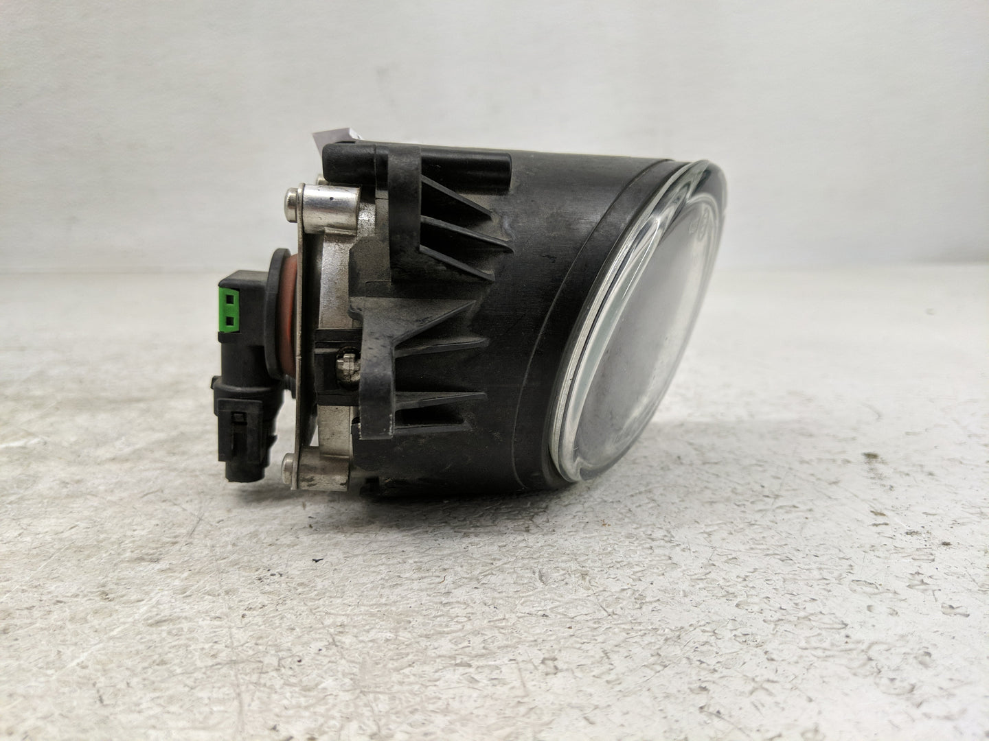2002-2005 Audi A4 Passenger Right Oem Front Light Lamp - Oemusedautoparts1.com