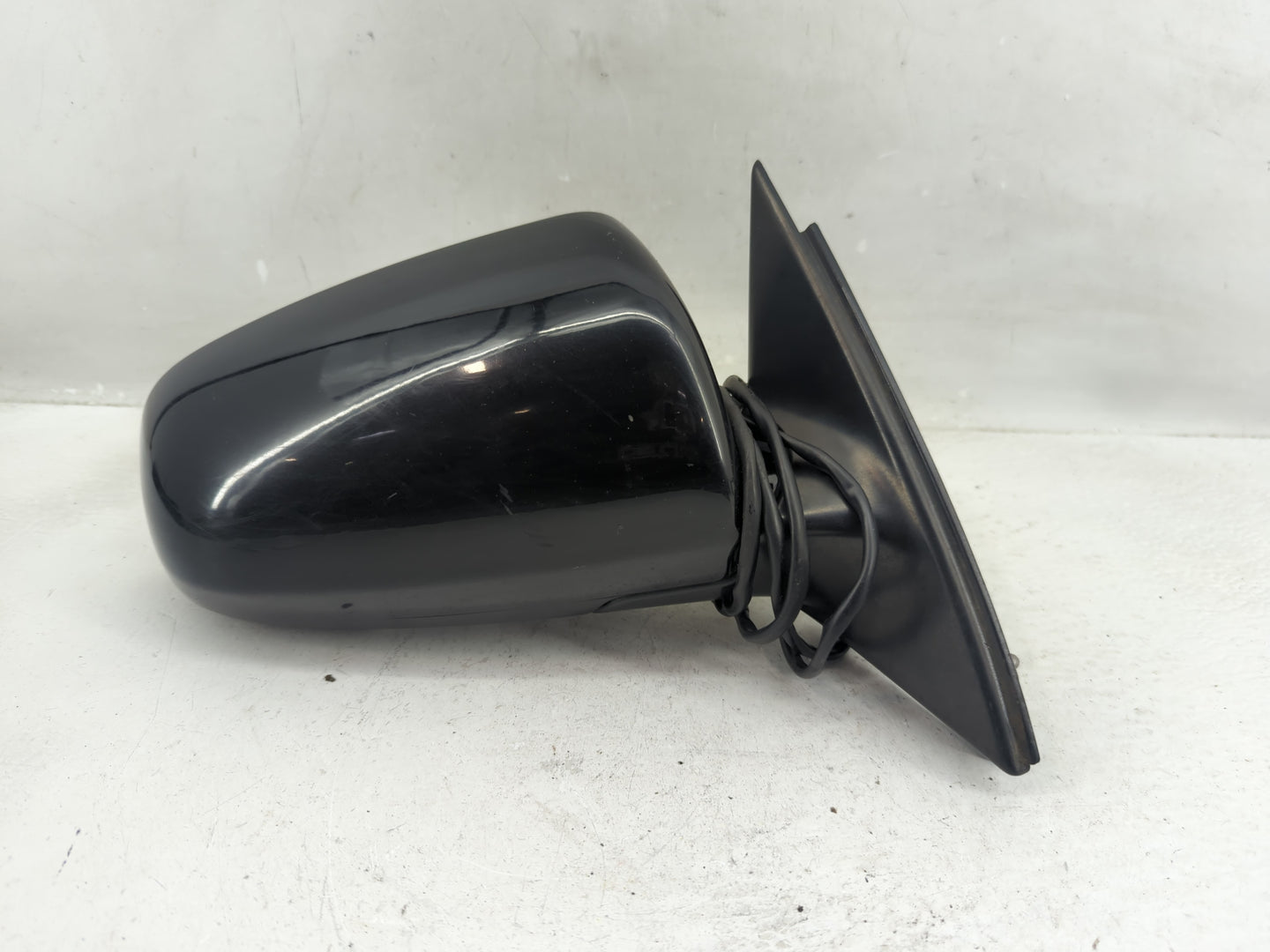 2002-2008 Audi A4 Side Mirror Replacement Passenger Right View Door Mirror P/N:50010 FA0 Fits OEM Used Auto Parts - Oemuseda