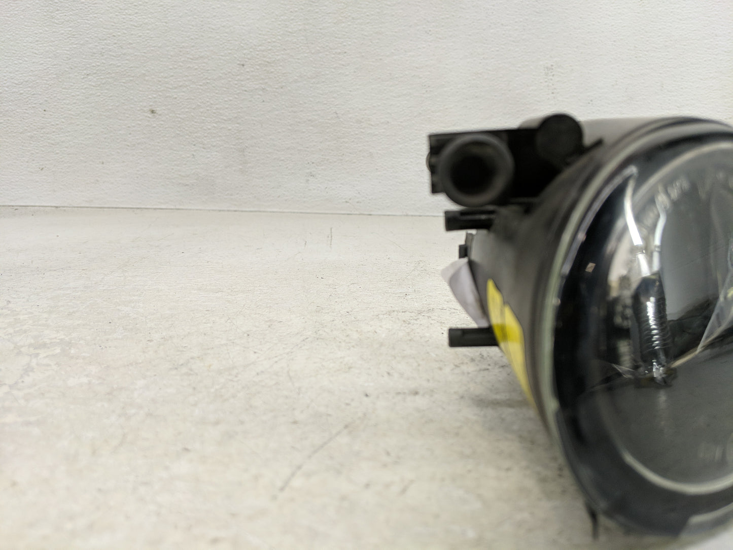 2002-2005 Audi A4 Passenger Right Oem Front Light Lamp - Oemusedautoparts1.com