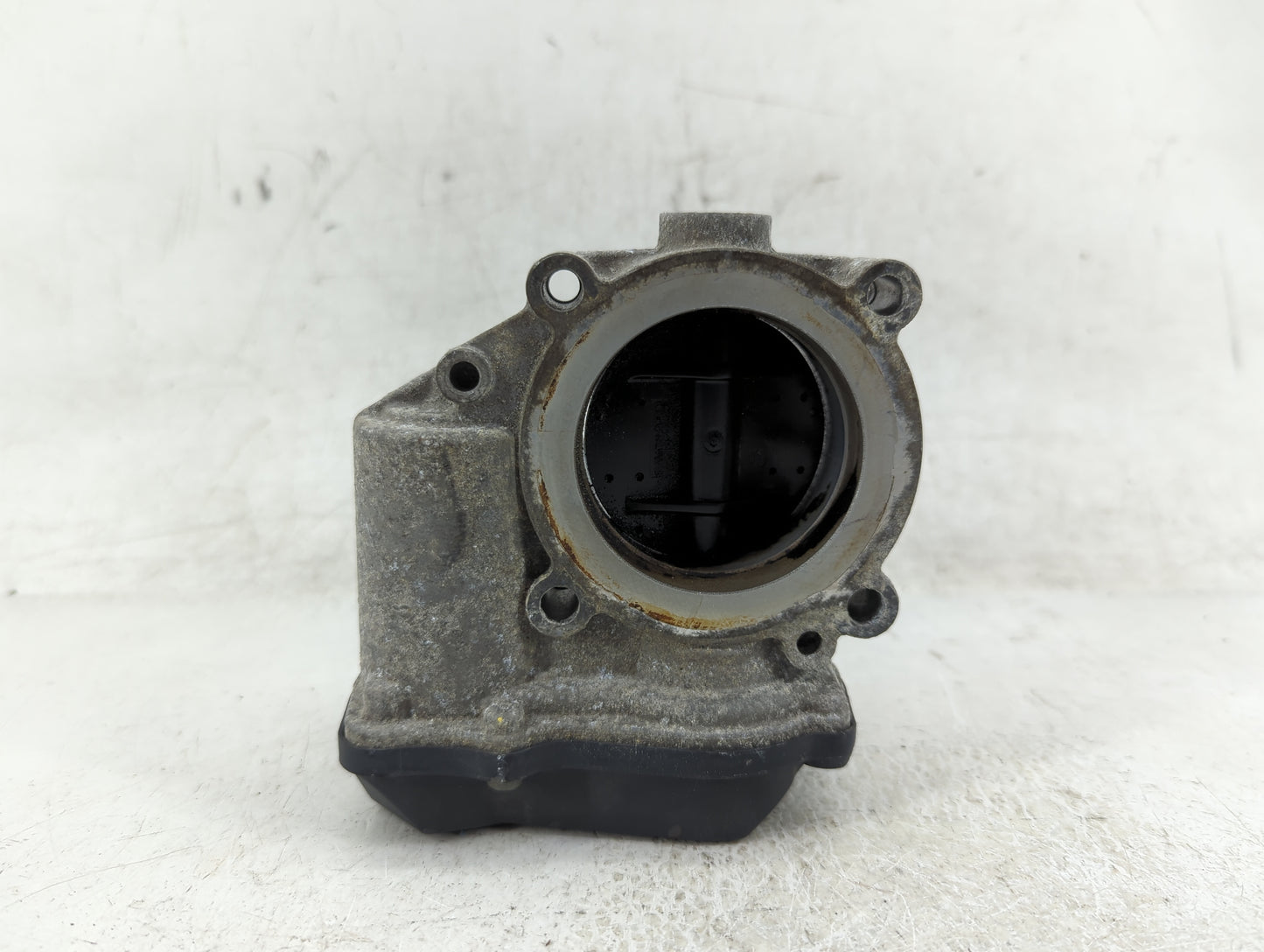 2005-2016 Audi A4 Throttle Body P/N:06F133062Q Fits OEM Used Auto Parts - Oemusedautoparts1.com