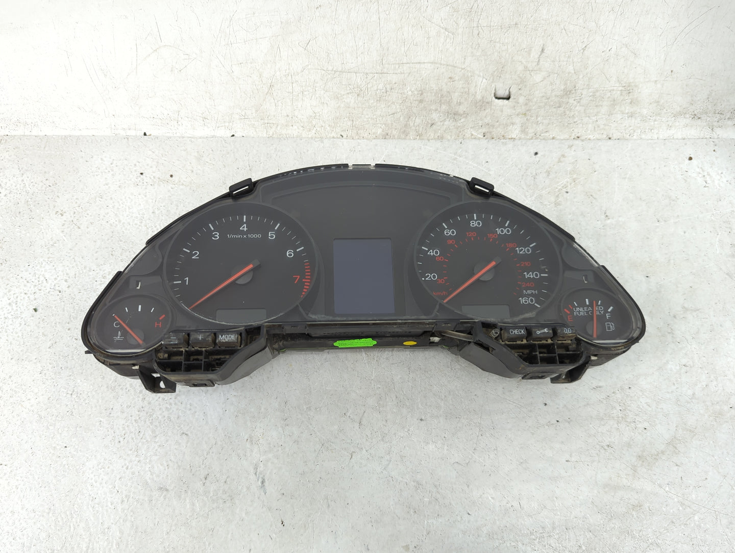 2003-2005 Audi A4 Instrument Cluster Speedometer Gauges P/N:8E0920900E Fits Fits 2003 2004 2005 OEM Used Auto Parts - Oemuse