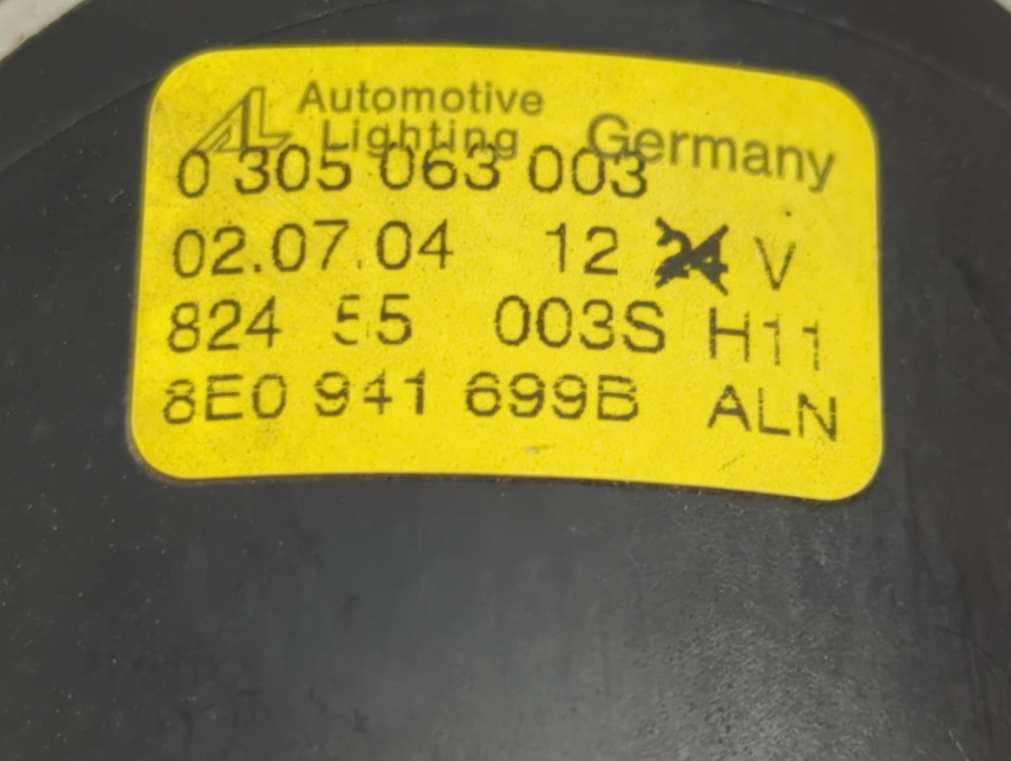 2002-2005 Audi A4 Driver Left Oem Fog Light Lamp Black - Oemusedautoparts1.com