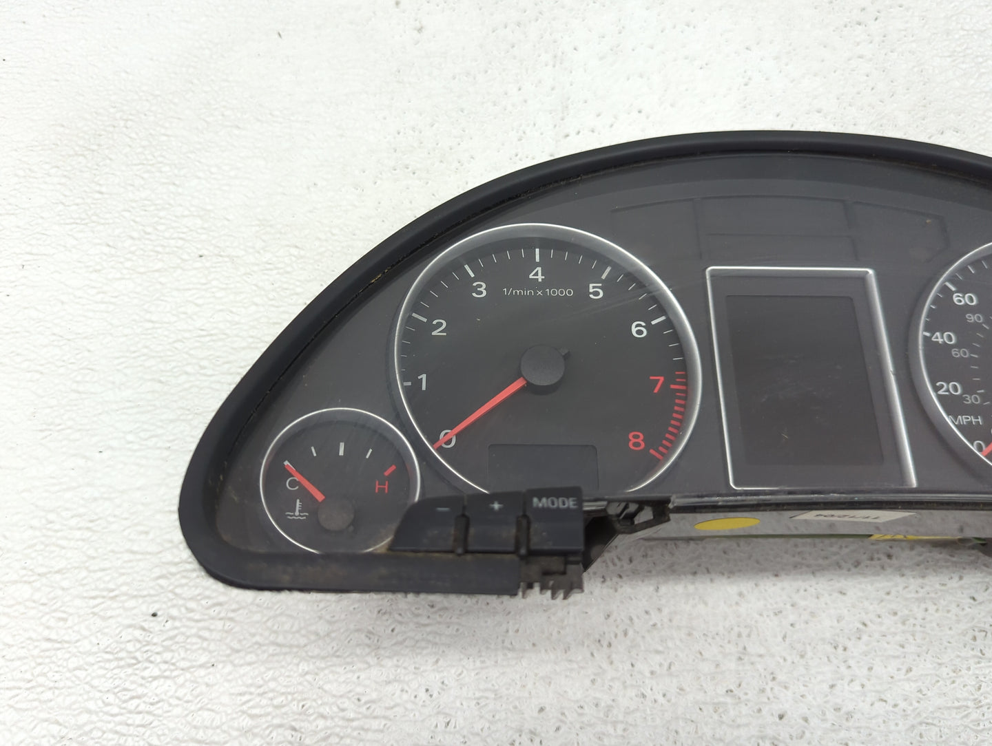 2005 Audi A4 Instrument Cluster Speedometer Gauges P/N:0263626186 Miles:143K Fits OEM Used Auto Parts - Oemusedautoparts1.co