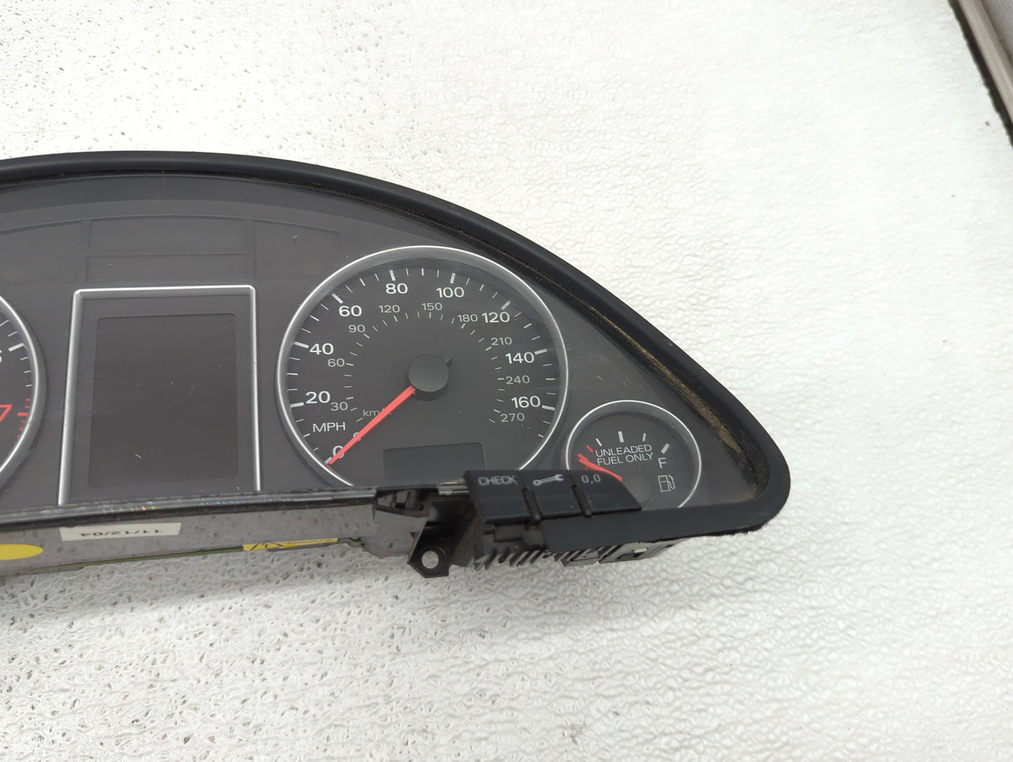 2005 Audi A4 Instrument Cluster Speedometer Gauges P/N:0263626186 Miles:143K Fits OEM Used Auto Parts - Oemusedautoparts1.co