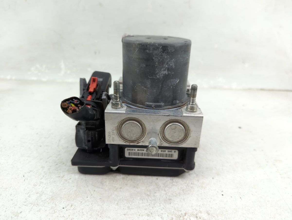 2005 Audi A4 Anti-Lock Brake ABS Pump Module Actuator OEM P/N:8E0 910 517 Fits OEM Used Auto Parts - Oemusedautoparts1.com