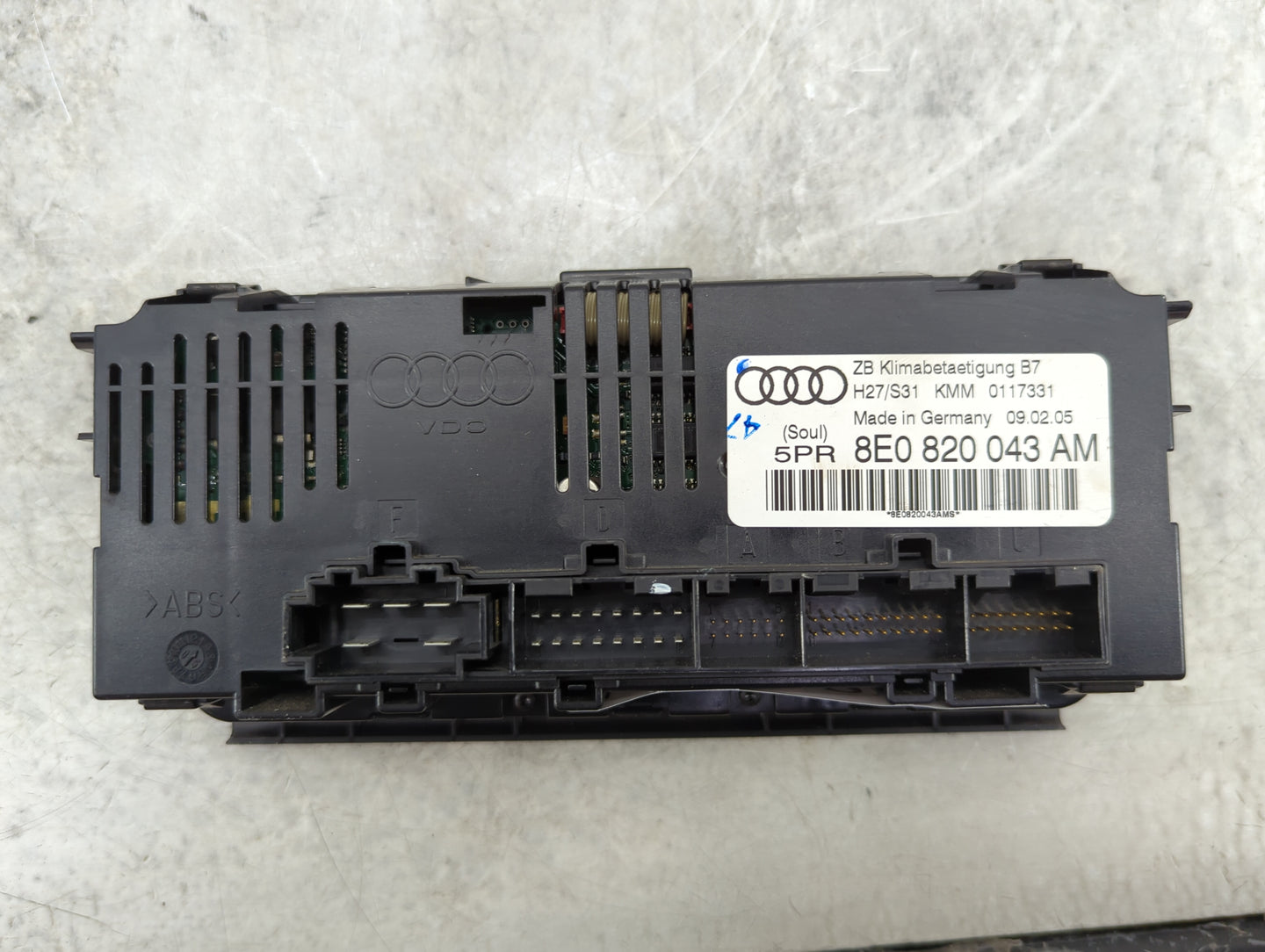 2002-2005 Audi A4 Climate Control Module Temperature AC/Heater Replacement P/N:8E0 820 043 AM Fits Fits 2002 2003 2004 2005 