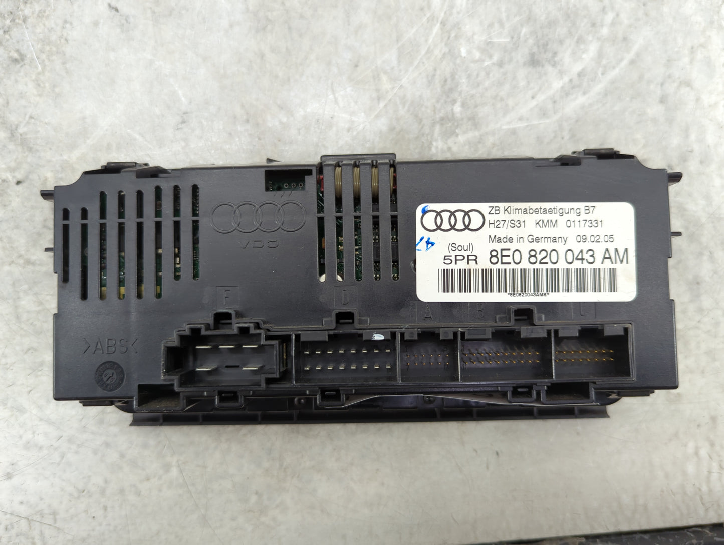 2002-2005 Audi A4 Climate Control Module Temperature AC/Heater Replacement P/N:8E0 820 043 AM Fits Fits 2002 2003 2004 2005 