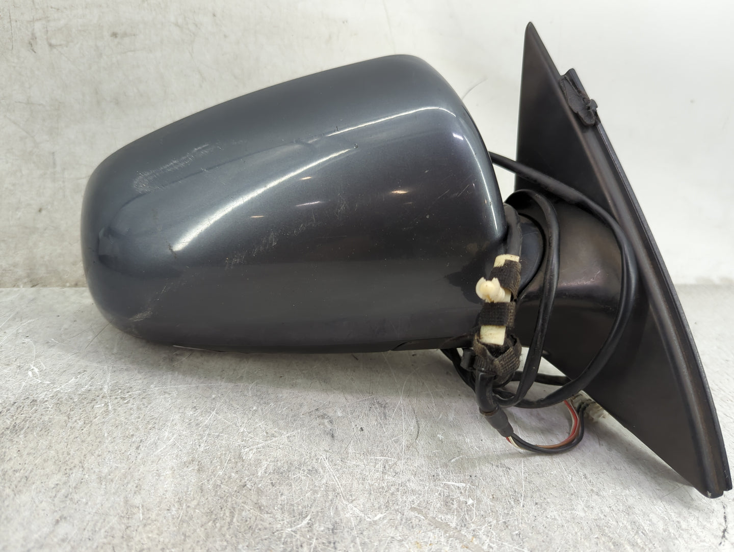 2002-2008 Audi A4 Passenger Side View Mirror - Right Door Mirror OEM Used - Oemusedautoparts1.com