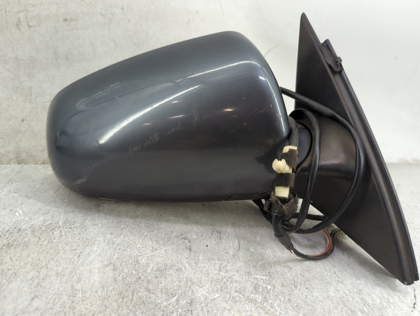 2002-2008 Audi A4 Passenger Side View Mirror - Right Door Mirror OEM Used - Oemusedautoparts1.com