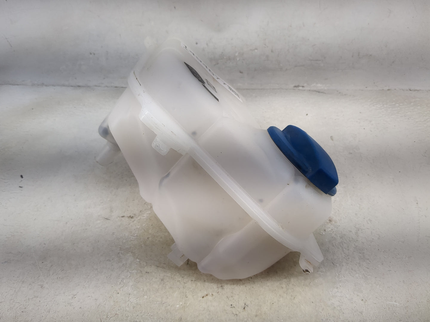 2002-2008 Audi A4 Radiator Coolant Overflow Expansion Tank Bottle 1494677 - Oemusedautoparts1.com