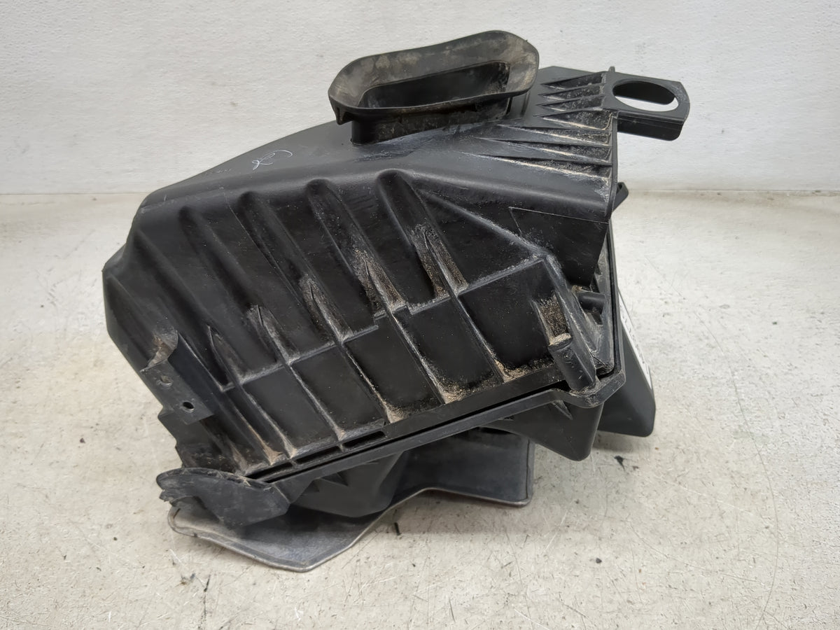2005-2009 Audi A4 Air Cleaner Intake-duct Hose Tube 1499779 - Oemusedautoparts1.com