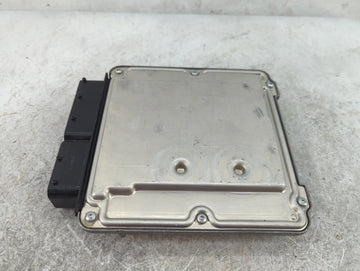 2005 Audi A4 PCM Engine Control Computer ECU ECM PCU OEM P/N:8E0910115B 0261S02096, 8E0907115B, 1039S08725 Fits OEM Used Aut