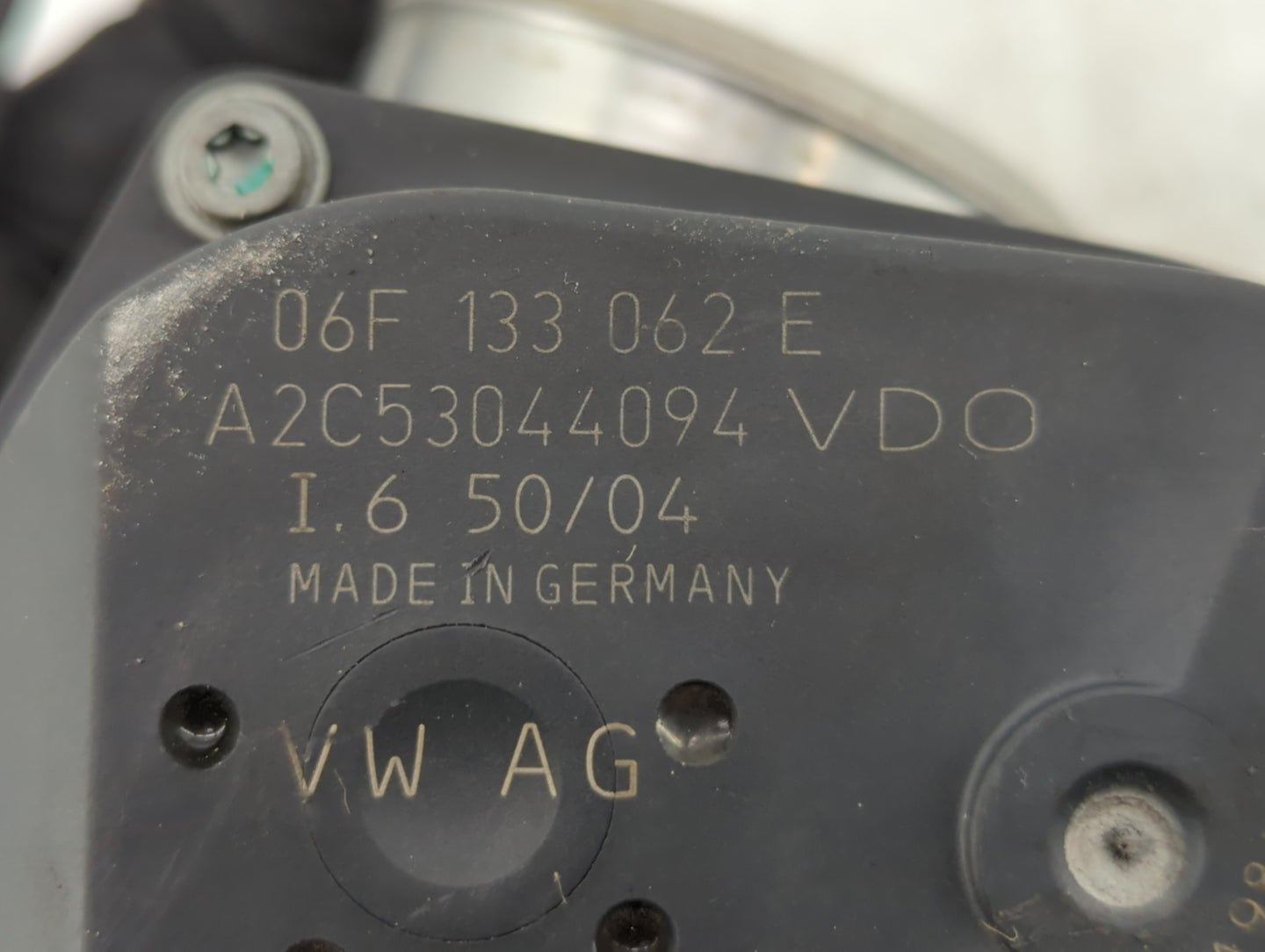 2005-2016 Audi A4 Throttle Body P/N:06F 133 062 E Fits OEM Used Auto Parts - Oemusedautoparts1.com