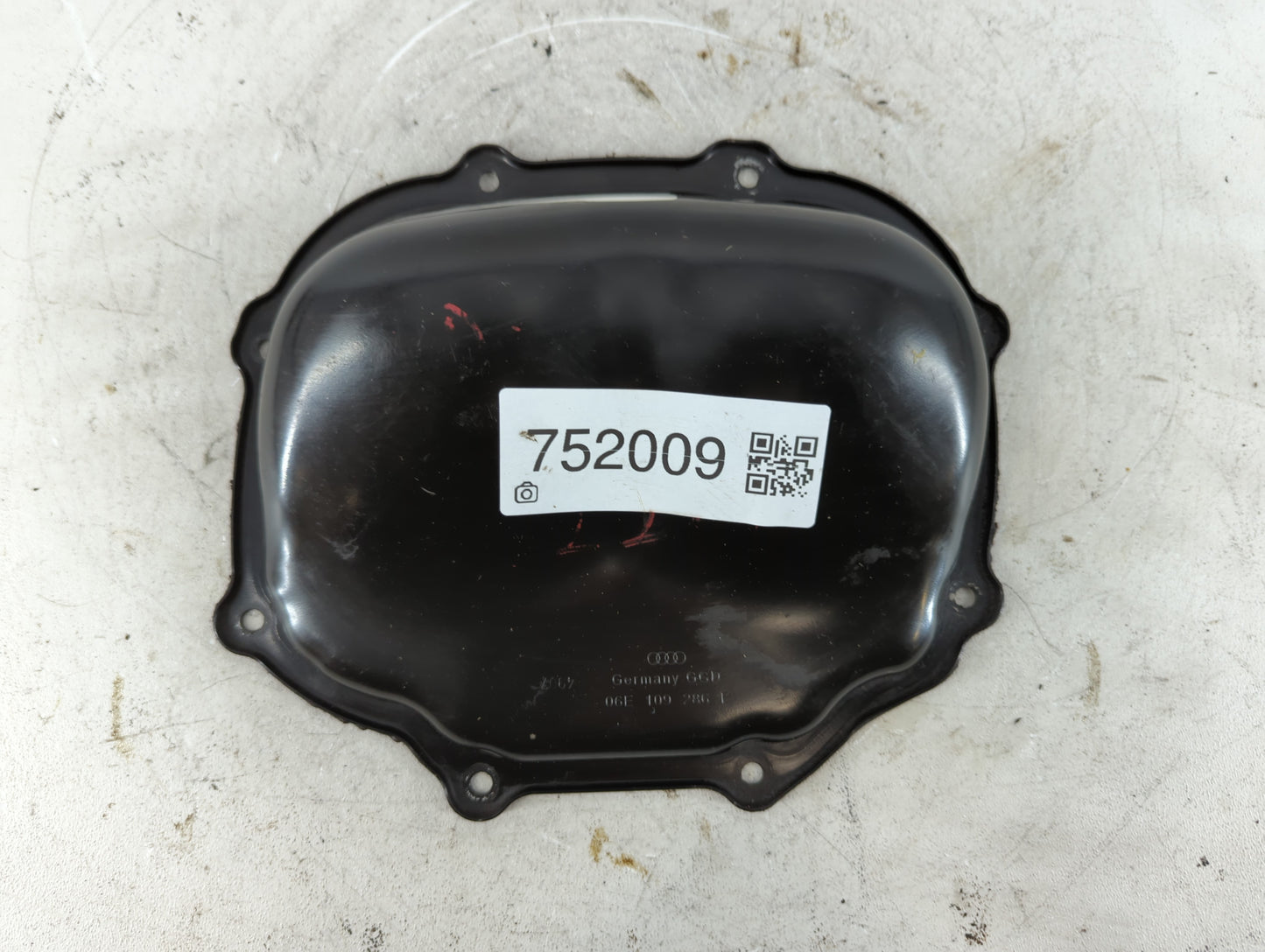 2005 Audi A4 Engine Oil Pan P/N:06E 109 286 F Fits OEM Used Auto Parts - Oemusedautoparts1.com