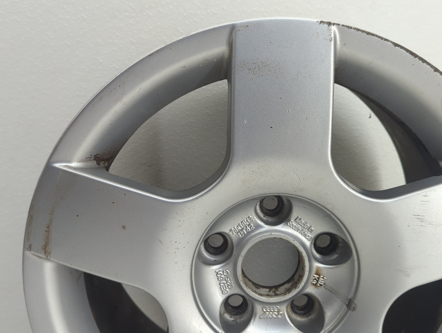 2002-2005 Audi A4 Oem Wheel Rim Silver 911907 - Oemusedautoparts1.com