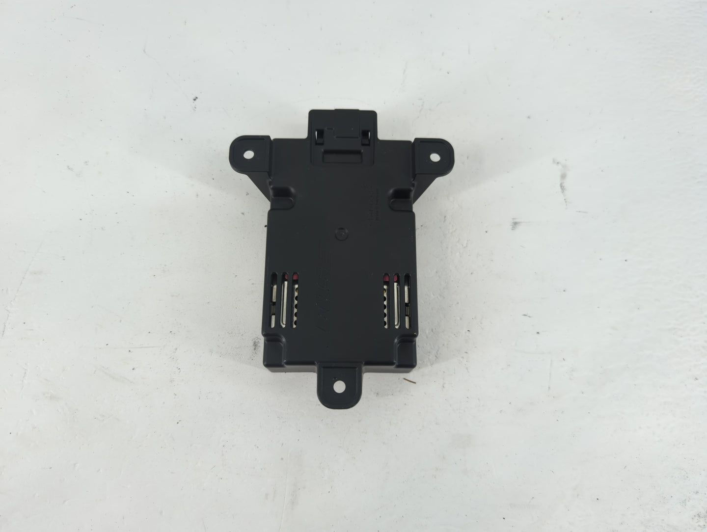 2005 Audi A6 Radio AM FM Cd Player Receiver Replacement Fits OEM Used Auto Parts - Oemusedautoparts1.com