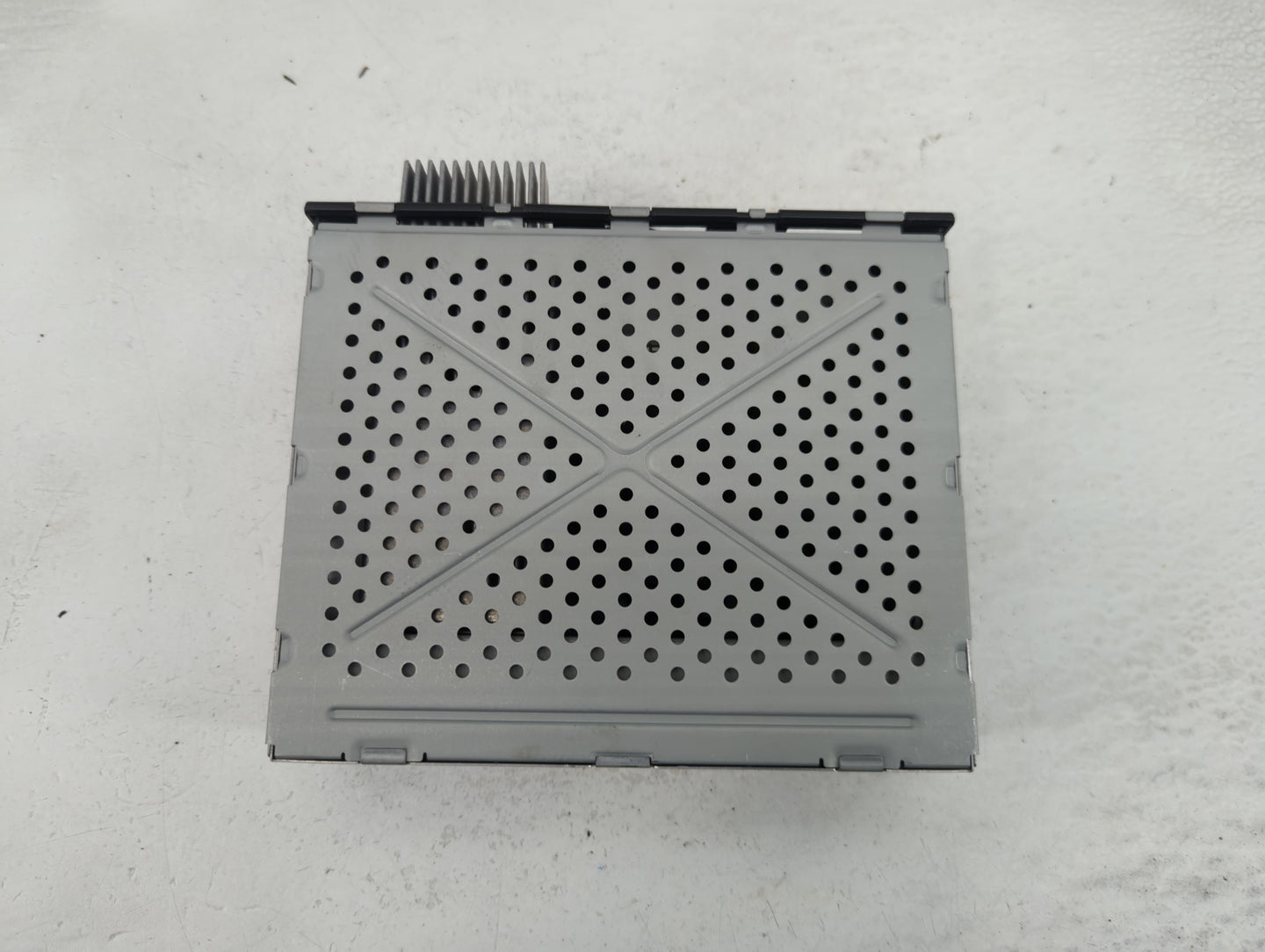 2005-2009 Audi A6 Radio AM FM Cd Player Receiver Replacement P/N:4F0 035 541 B Fits Fits 2005 2006 2007 2008 2009 OEM Used A