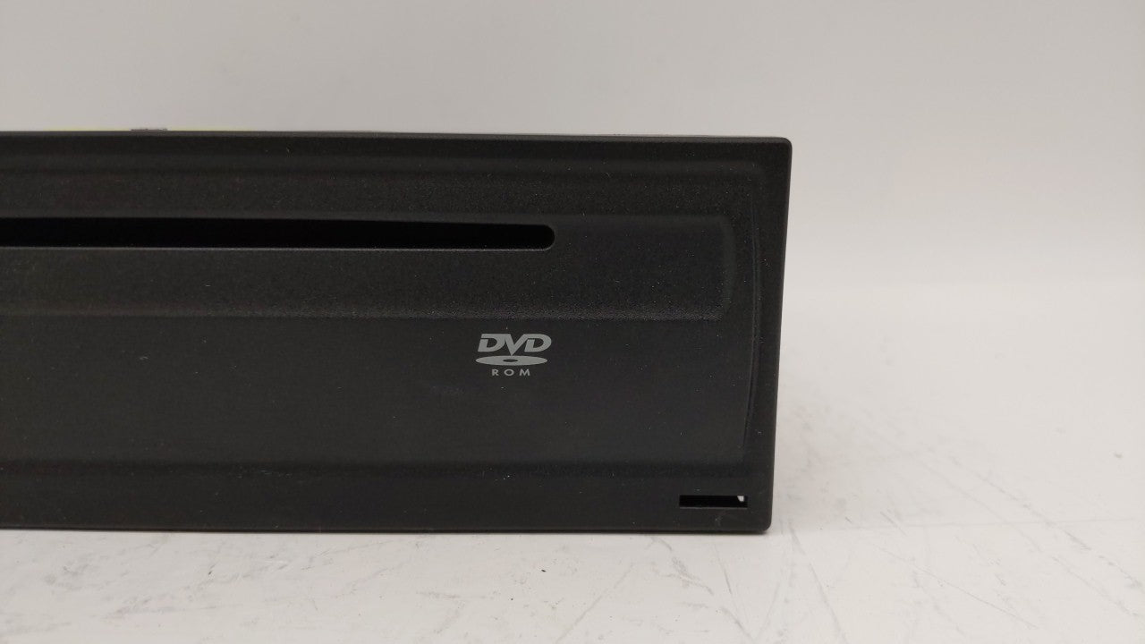 2005-2005 Audi A6 Am Fm Cd Player Radio Receiver - Oemusedautoparts1.com