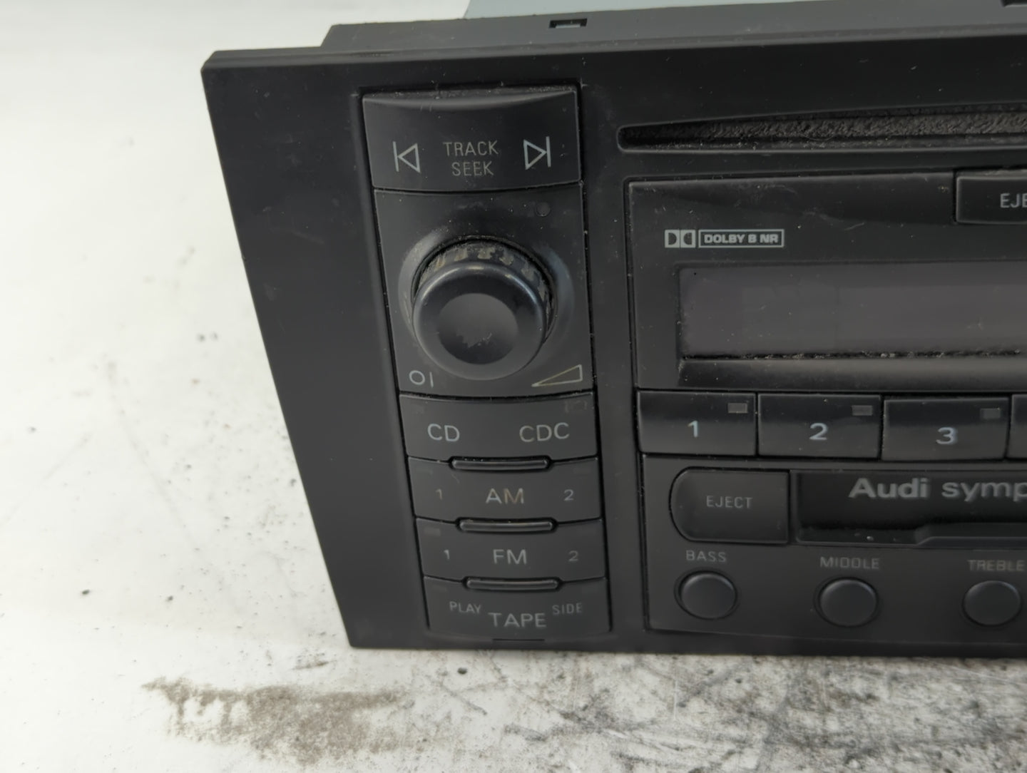 2005-2011 Audi A6 Radio AM FM Cd Player Receiver Replacement P/N:8D0 035 195 A Fits Fits 2005 2006 2007 2008 2009 2010 2011 