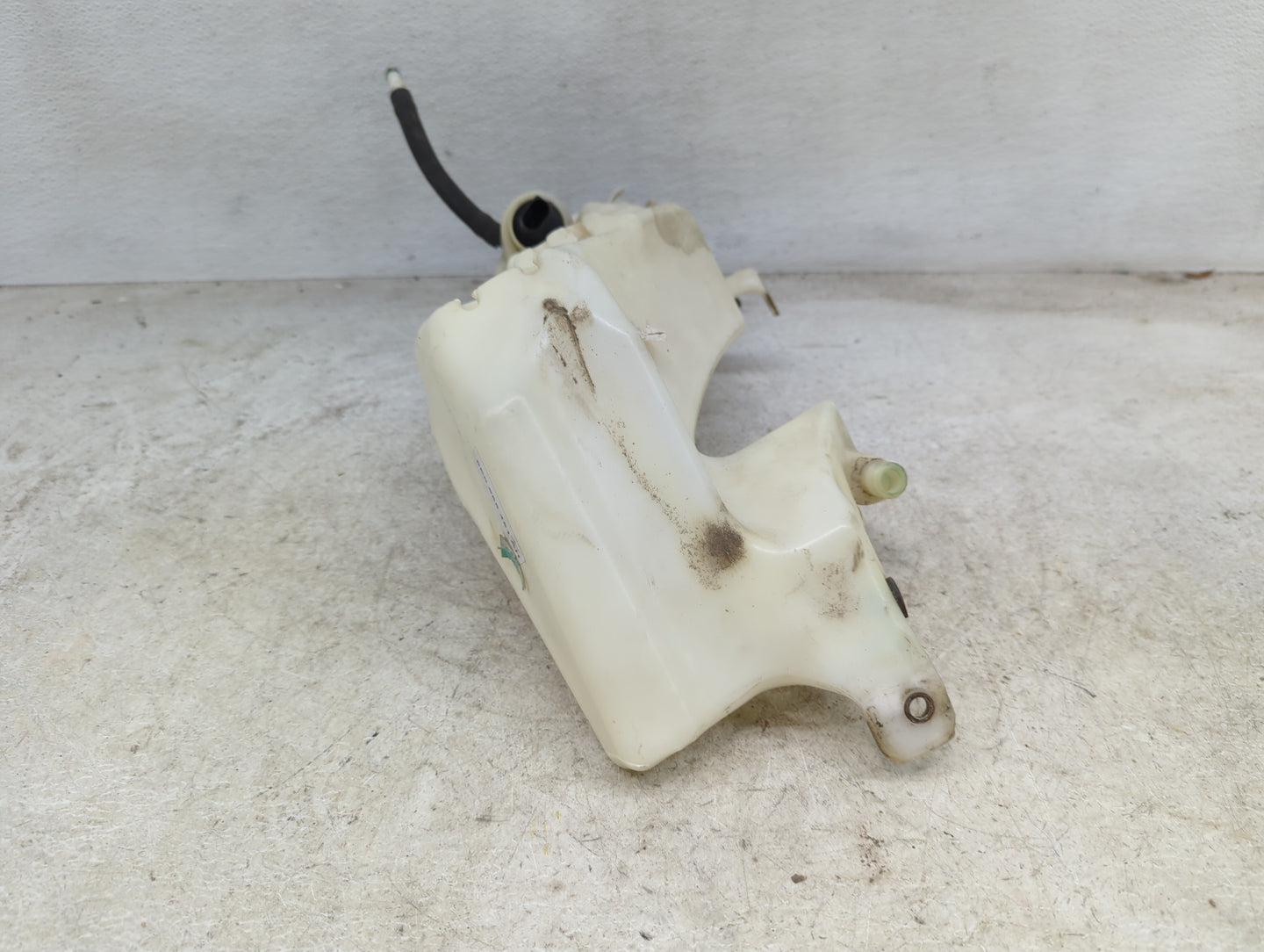 2004-2005 Audi S4 Windshield Washer Fluid Reservoir Bottle Oem - Oemusedautoparts1.com