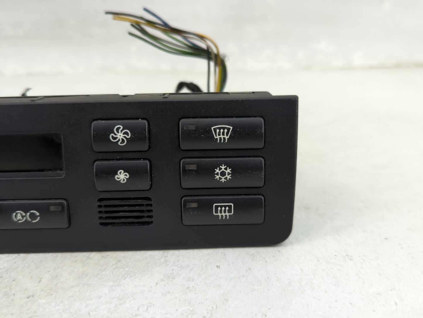2001-2005 Bmw 325i Climate Control Module Temperature AC/Heater Replacement P/N:6956319 Fits OEM Used Auto Parts - Oemusedau
