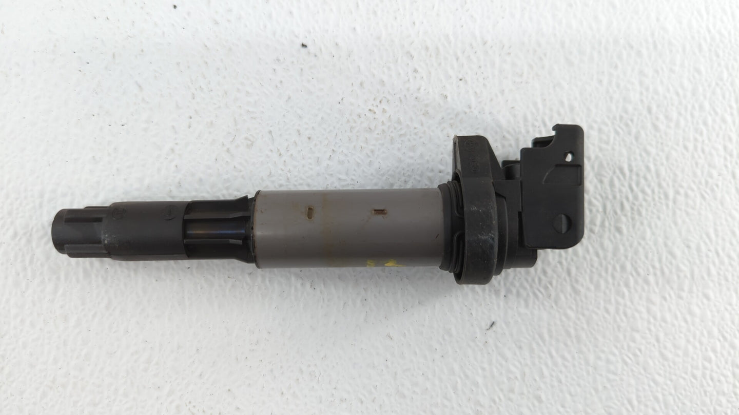 2005 Bmw 325i Ignition Coil Igniter Pack - Oemusedautoparts1.com