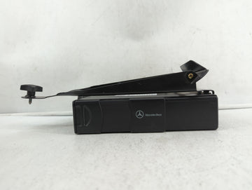 2002-2005 Bmw 325i Radio AM FM Cd Player Receiver Replacement P/N:A 163 820 15 89 D5150Z-0L0051 Fits Fits 2002 2003 2004 200